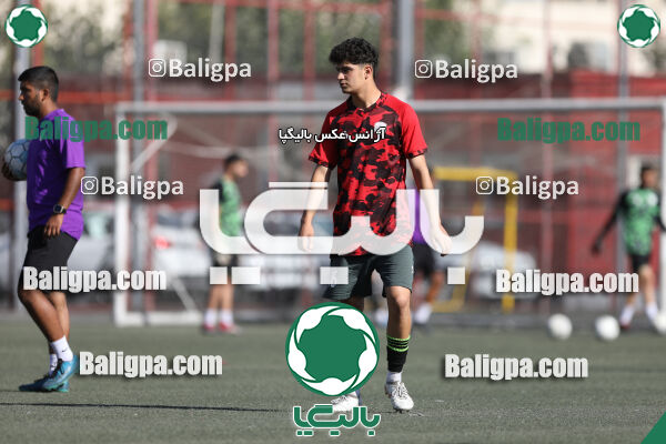 پرسپولیس 2–0 نیروی زمینی