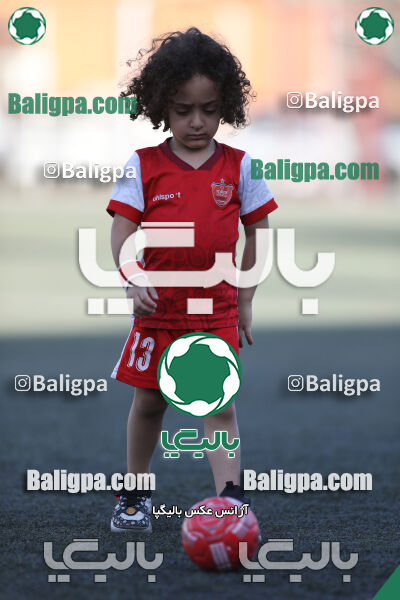 پرسپولیس 2–0 نیروی زمینی