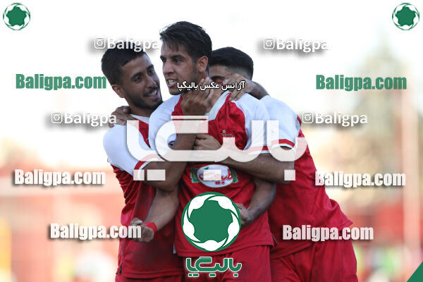 پرسپولیس 2–0 نیروی زمینی