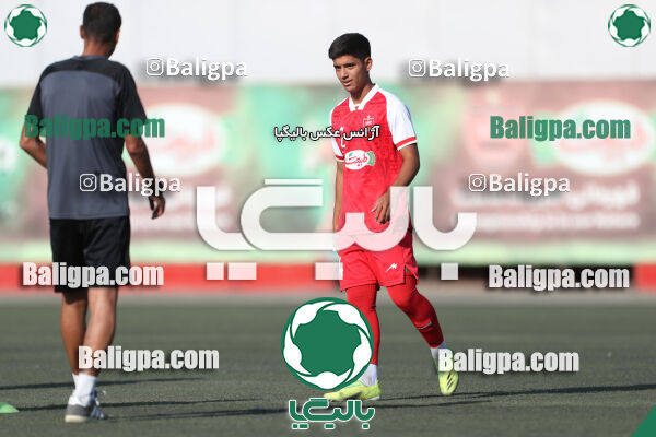 پرسپولیس 1–3 نارنجی پوشان کوهسار