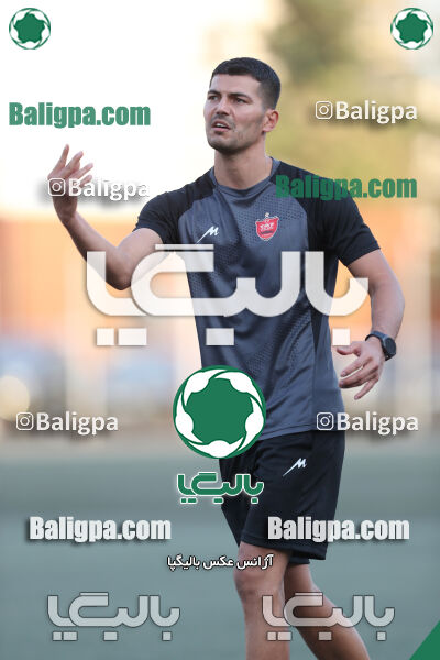 پرسپولیس 1–3 نارنجی پوشان کوهسار