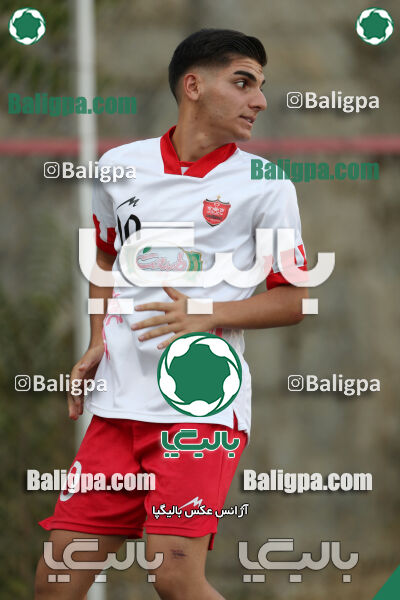 پرسپولیس 1–3 نارنجی پوشان کوهسار