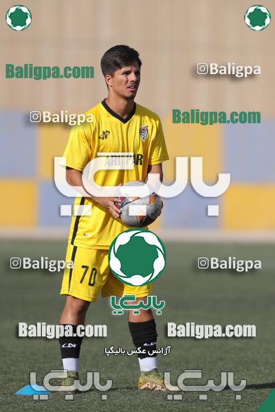 پیکان 3–0 آریا پارس