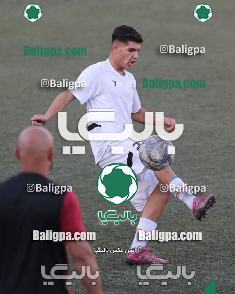 پیکان 3–0 آریا پارس