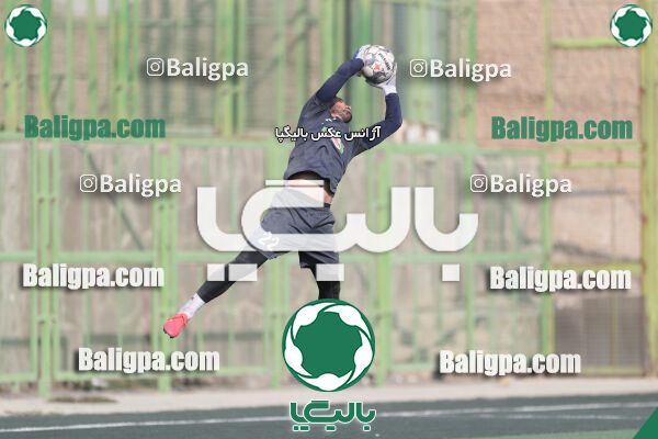 پرسپولیس 1–1 ماهور ری