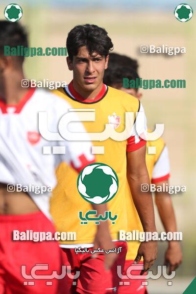 پرسپولیس 1–1 ماهور ری