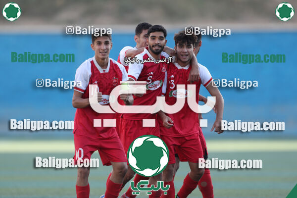 پرسپولیس 4–0 مهریاران تهران