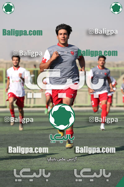 پرسپولیس 2–1 هوادار