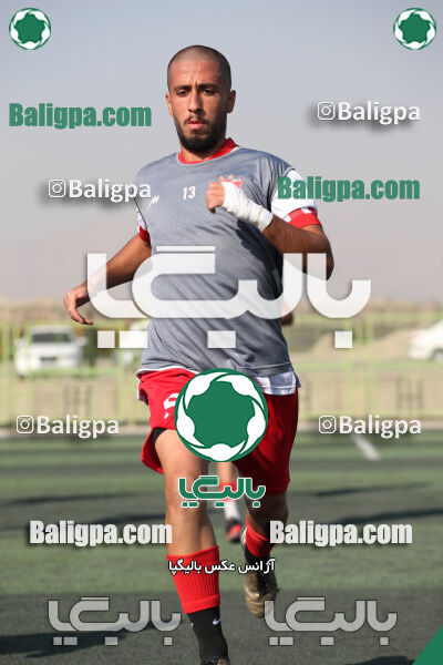پرسپولیس 2–1 هوادار