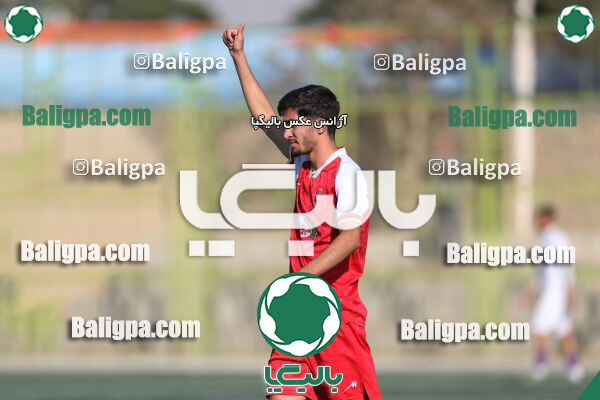 پرسپولیس 2–1 هوادار