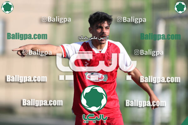 پرسپولیس 2–1 هوادار