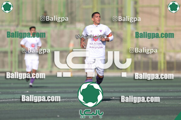 پرسپولیس 2–1 هوادار