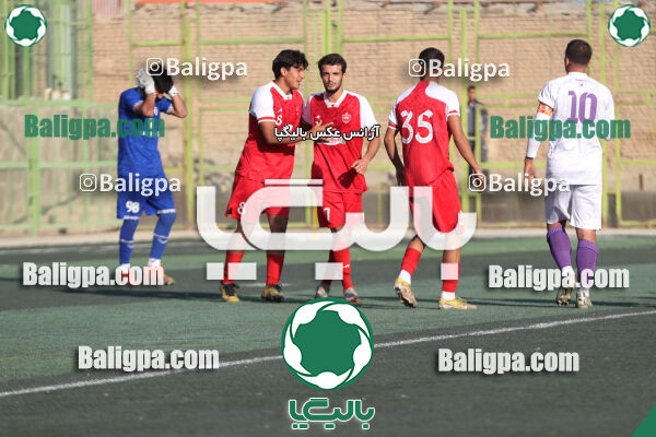 پرسپولیس 2–1 هوادار