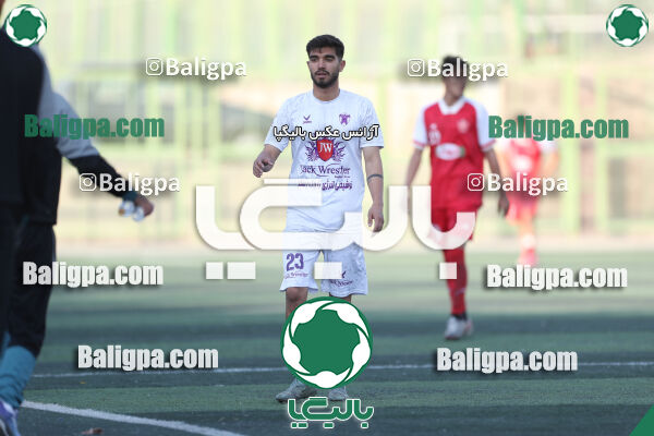 پرسپولیس 2–1 هوادار