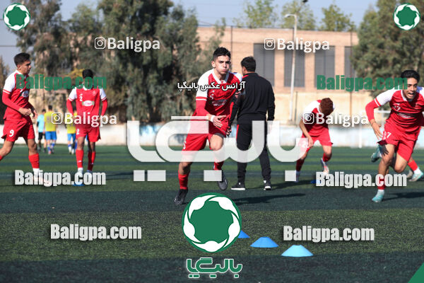 مقاومت 0–2 پرسپولیس