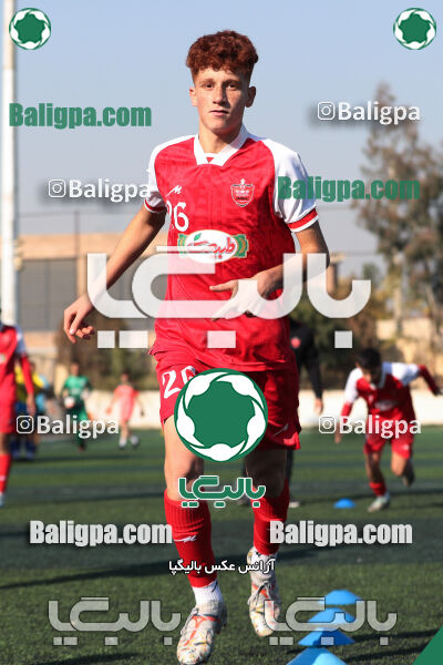 مقاومت 0–2 پرسپولیس