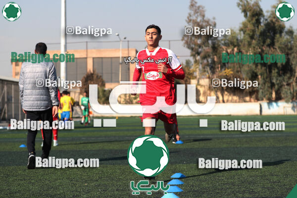 مقاومت 0–2 پرسپولیس