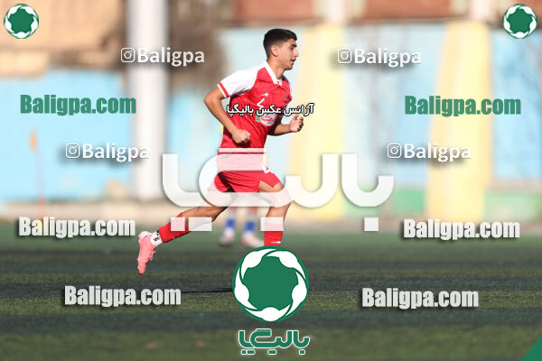 مقاومت 0–2 پرسپولیس