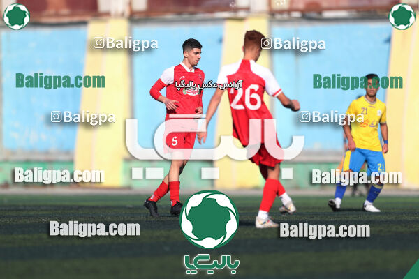 مقاومت 0–2 پرسپولیس