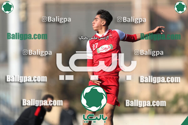 مقاومت 0–2 پرسپولیس