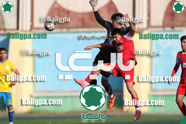 مقاومت 0–2 پرسپولیس