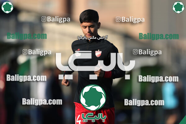 مقاومت 0–2 پرسپولیس