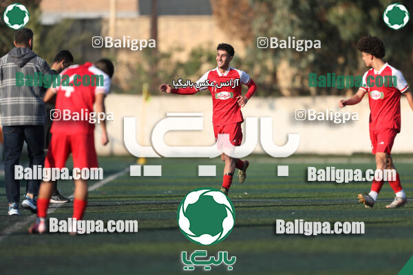 مقاومت 0–2 پرسپولیس