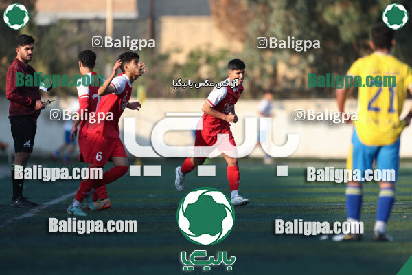 مقاومت 0–2 پرسپولیس