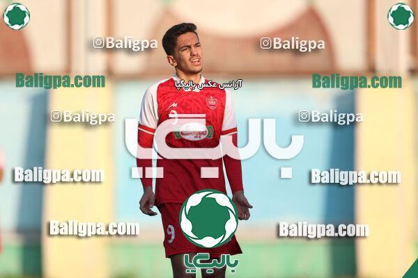 مقاومت 0–2 پرسپولیس