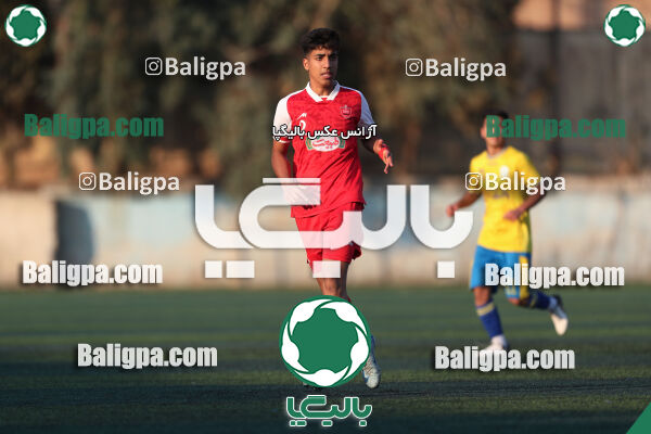 مقاومت 0–2 پرسپولیس