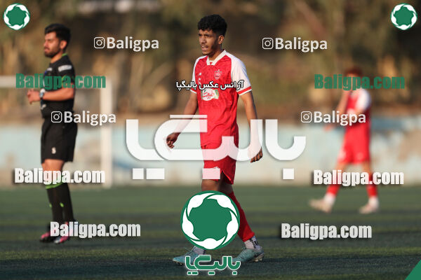 مقاومت 0–2 پرسپولیس