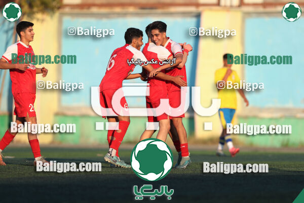 مقاومت 0–2 پرسپولیس