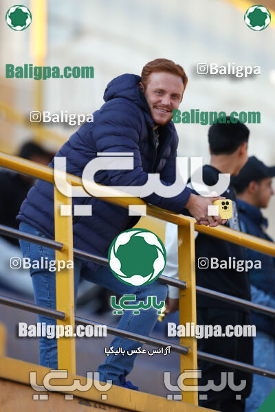 پیکان 1–1 نارنجی پوشان کوهسار