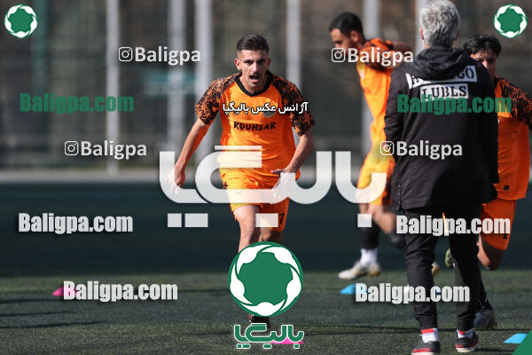 نارنجی پوشان کوهسار 1–2 پرسپولیس
