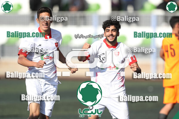 نارنجی پوشان کوهسار 1–2 پرسپولیس