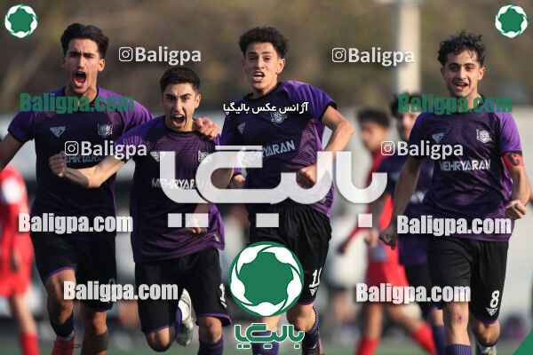 انرژی پیشرو ایرانیان 1–2 پرسپولیس