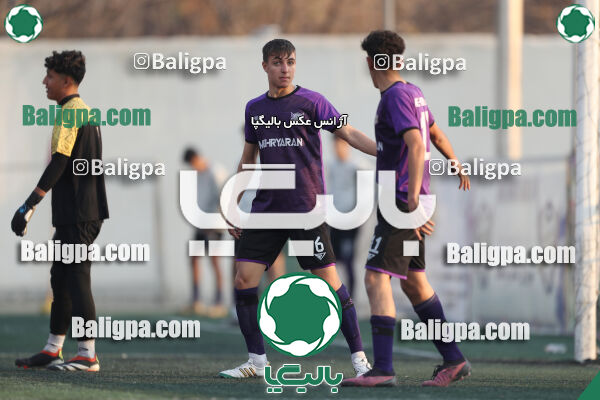 انرژی پیشرو ایرانیان 1–2 پرسپولیس