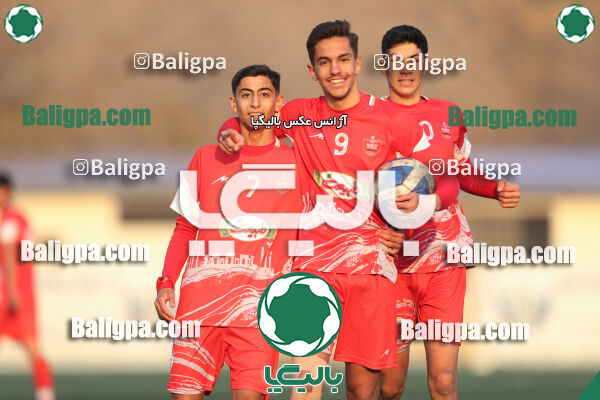 انرژی پیشرو ایرانیان 1–2 پرسپولیس