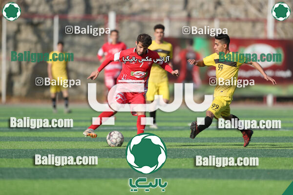 پرسپولیس 4–0 مقاومت کوثر ری