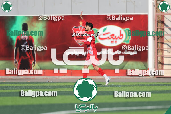پرسپولیس 4–0 مقاومت کوثر ری