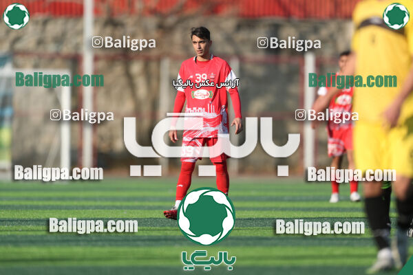 پرسپولیس 4–0 مقاومت کوثر ری