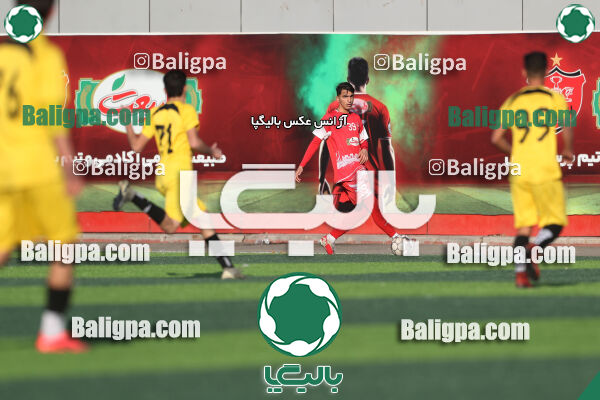 پرسپولیس 4–0 مقاومت کوثر ری