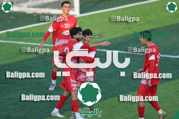 پرسپولیس 4–0 مقاومت کوثر ری