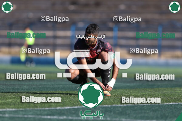 اسپاد الوند 2–2 هوادار