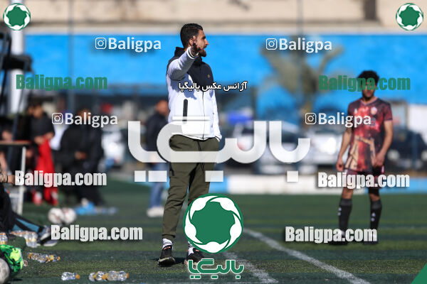 اسپاد الوند 2–2 هوادار