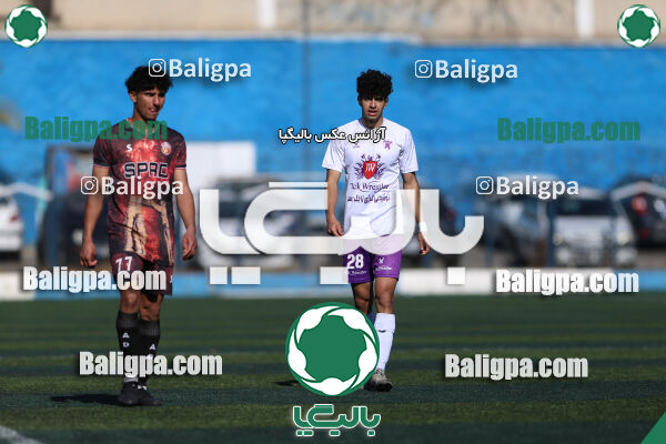 اسپاد الوند 2–2 هوادار