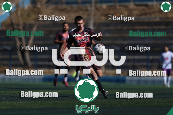 اسپاد الوند 2–2 هوادار