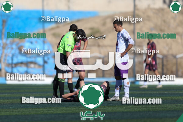 اسپاد الوند 2–2 هوادار