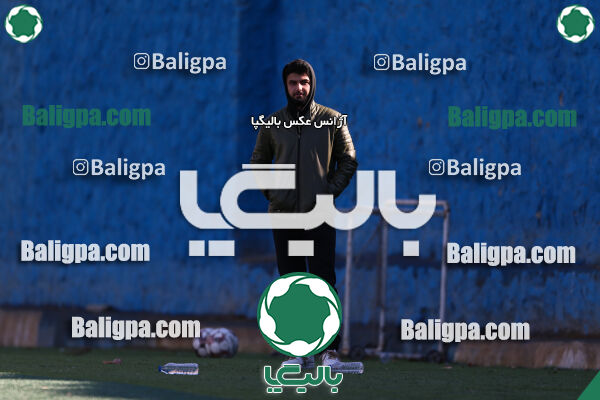 اسپاد الوند 2–2 هوادار