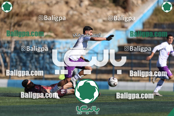 اسپاد الوند 2–2 هوادار